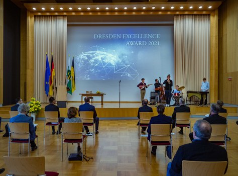 Preisverleihung im Rathaus