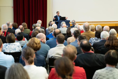 Bild des Publikums von hinten