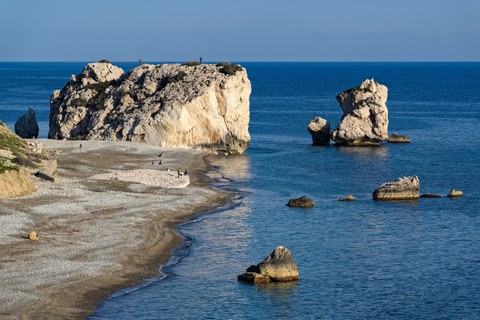 big rocks at a beach