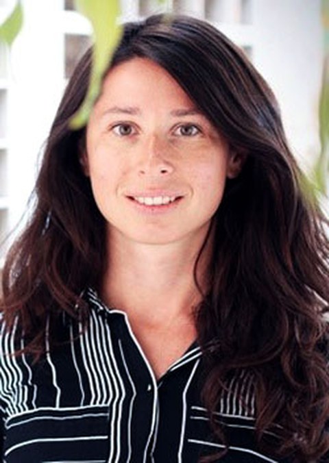 Photo: portrait of Dr. Oxana Atmann