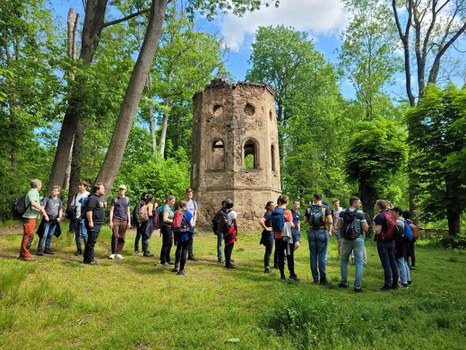 Hike2Network