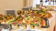 Buffet mit Häppchen