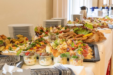 Buffet mit Häppchen