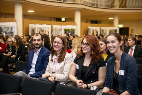 Publikum im Dülfersaal