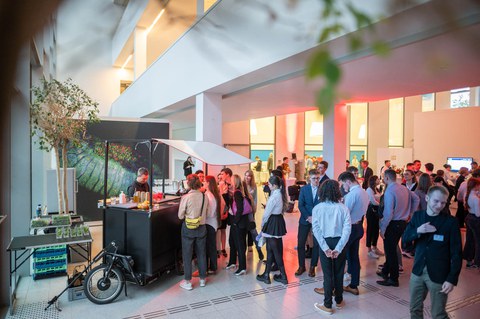 Cocktail Stand