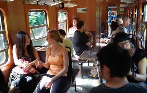 Fahrt nach Moritzburg in der historischen Schmalspurbahn