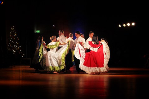Internationale Weihnachtsfeier der TU Dresden 2016