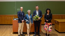 Rektorin, Prof. Bruns und Orga-Team der Medizinischen Fakultät