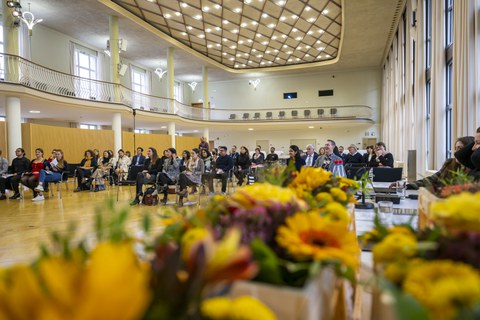 Fotoaufnahme des Publikums, das an der Verleihung des Preis Internationalisierung teilnimmt.