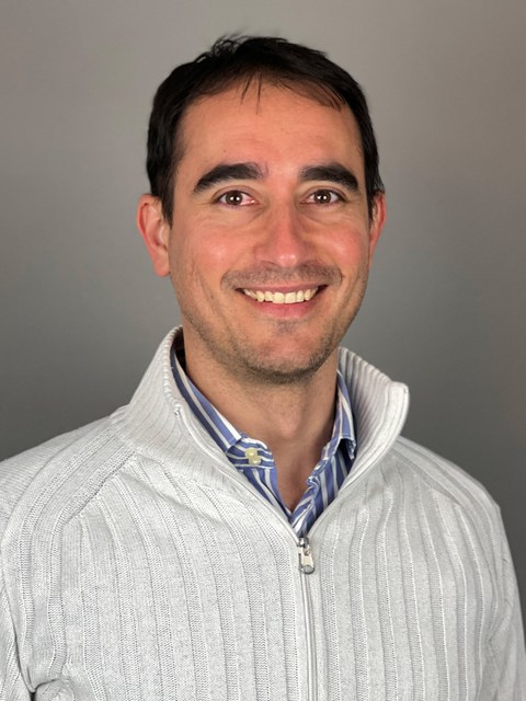 Porträtfoto Asst. Prof. Riccardo Bassoli