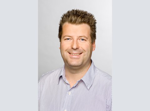 Porträtfoto Prof. Gulder