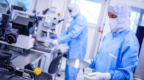 Semiconductor