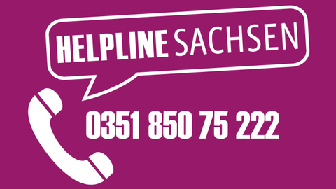 Bild vom Schriftzug Helpline Sachsen auf einem lilafarbenen Hintergrund. Das Bild zeigt zudem einen Telefonhöhrer und die Telefonnummer der Helpline.
