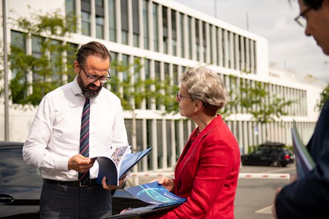 Staatsminister Gemkow triffft UMS