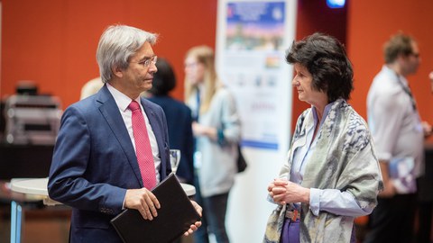 Rektor Hans Müller-Steinhagen mit Wissenschaftsministerin Eva-Maria Stange 