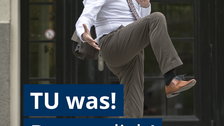 Prof. Hurtado spielt Fußball