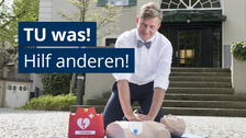 Kanzler übt Erste Hilfe