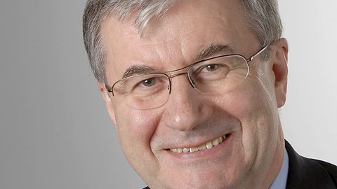 Prof. Manfred Wirth.