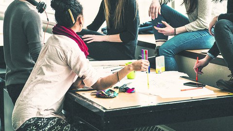 Die Workshops helfen hiesigen wie internationalen Studenten, im für sie jeweils neuen Land zurechtzukommen.