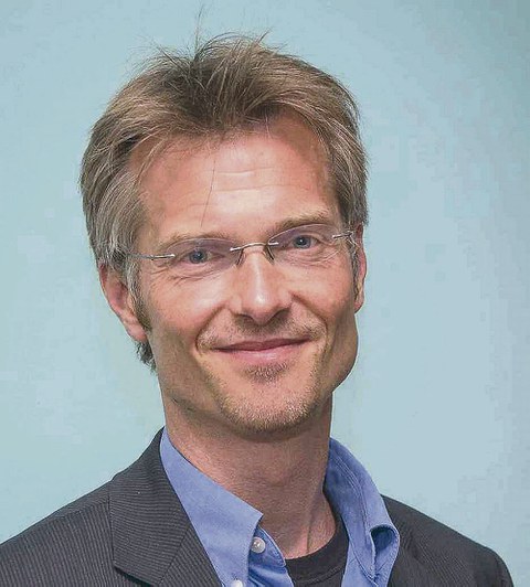 Prof. Markus Tiedemann.