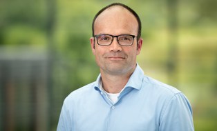 Portrait Prof. Bernard