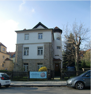 Building MOM 5