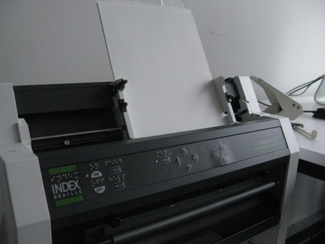 Close up of a Index Braille Everest.0 V4 printer.