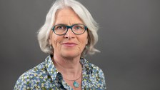 Zu sehen ist ein Porträtfoto von Cornelia Blum. Sie ist die Leiterin der Zentralen Studienberatung.
