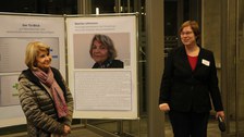 Marlies Uhlmann von der Seniorenakademie und Dr. Cornelia Hähne