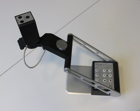 The photo shows the mobile tablet reader in its unpacked state.