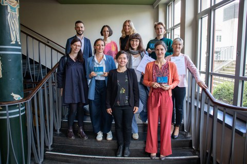 Gruppenbild aller Preisträger:innen