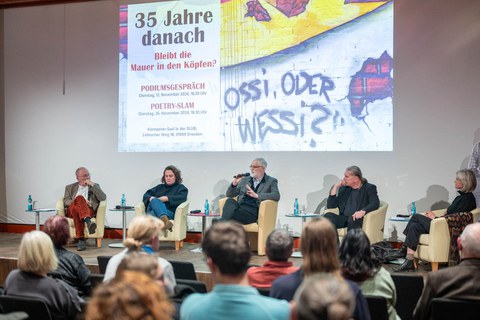 Photo of a panel discussion