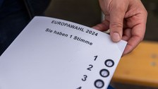 Hilfsmaterialien für Sehbehinderte, die von der Arbeitsgruppe Services Behinderung und Studium (TUD) beim Mitmach-Fest präsentiert wurden. 