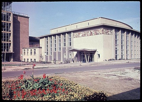 Barkhausenbau Hörsaalgebäude um 1960