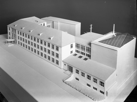 Modell Bau Toeplerbau und Erweiterung Hochspannungshalle 1958.