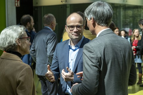 Prof.in Ursula Staudinger, Prof. Lars Bernard, und Prof. Ramin Yahyapour im Gespräch
