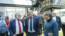 Prof. Wolfgang Nagel im gespräch mit Thomas Popp während einer Kommunikationspause