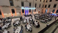 Fotografie der Abendveranstaltung im Lichthof des Albertinums im Rahmen dre ZKI-Herbsttagung.