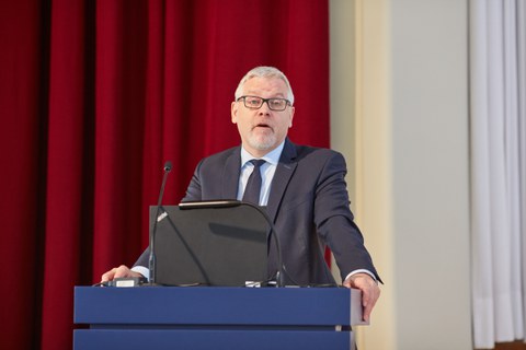 Jubiläumsfeier und Einweihung HPC-DA im Festsaal am 31. Januar 2019, Staatsekretär Uwe Gaul