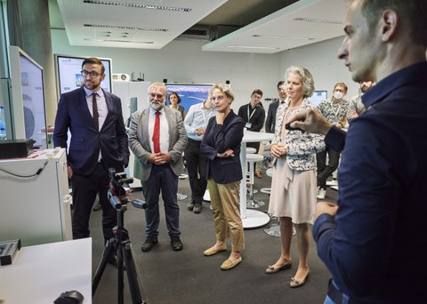 Dr. Christoph March (BMBF, Referent), Prof. Dr. Wolfgang E. Nagel (ScaDS.AI Dresden/Leipzig, Director), Prof. Dr. Ursula M. Staudinger (TU Dresden, Rector) and Prof. Dr. Eva Inés Obergfell (Leipzig University, Rector) (fLTR)