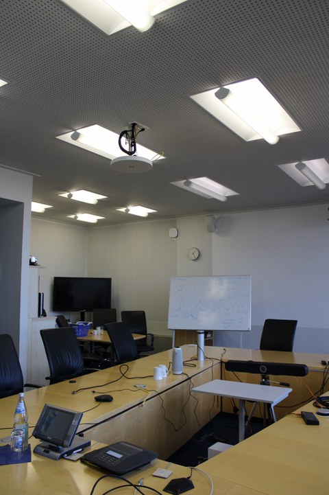 Ceiling Mic Standort