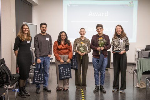 Gruppenfoto der Teilnehmenden