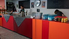 Aufbau eines Getränkebuffets