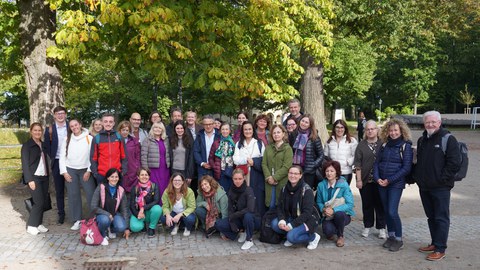 Gruppenbild mit ca. 30 Personen