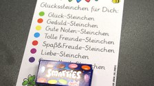 Bild einer Glückwunschkarte mit Süßigkeit